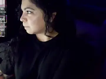 Stripchat Watch Live Sex Cams of kimmiakiss22