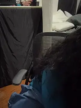 Stripchat Free Porn Cam of kimmiakiss22