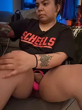 Stripchat Sex Cam of kimmiakiss22