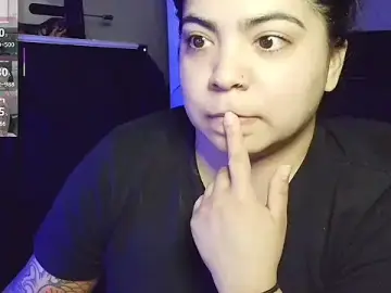 Stripchat Live Porn of kimmiakiss22