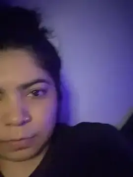 Stripchat Sex Cam of kimmiakiss22