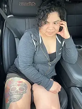 Stripchat Free Porn Cam of kimmiakiss22