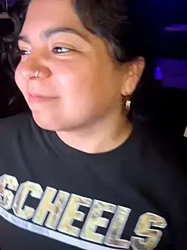 Stripchat Live Sex of kimmiakiss22
