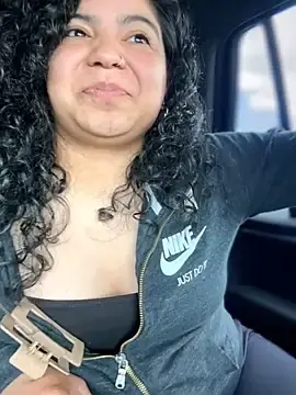 Stripchat Free Live Porn of kimmiakiss22