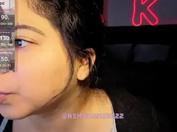 Stripchat Nude Webcam of kimmiakiss22