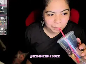 Stripchat Live Sex of kimmiakiss22