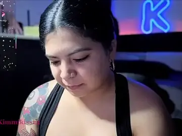Stripchat Live Porn of kimmiakiss22