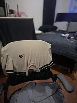 Stripchat Live Sex of kimmiakiss22