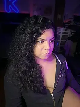 Stripchat Live Sex of kimmiakiss22