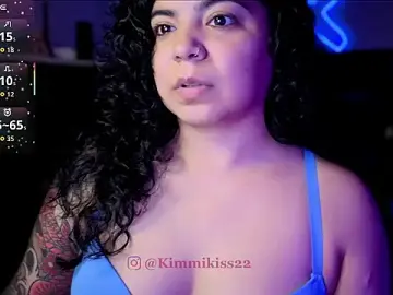 Stripchat Live Sex of kimmiakiss22