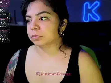 Stripchat Adult Video Chat of kimmiakiss22