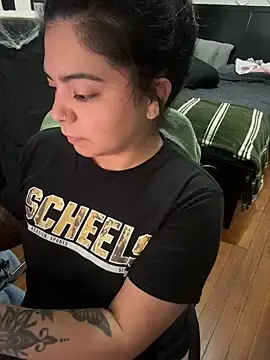 Stripchat Sex Chat of kimmiakiss22