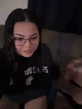Stripchat Free Porn Cam of kimmiakiss22