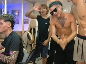 Stripchat Best live sex cam show of Boysgang_sex