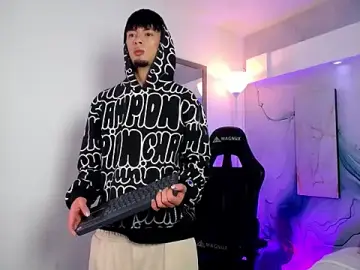 Stripchat Best Webcam of Steev_Novoa