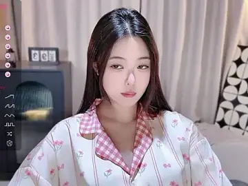 Stripchat Free Live Porn of Ubela_7