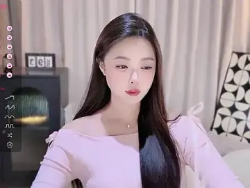 Stripchat Best live sex cam show of Ubela_7