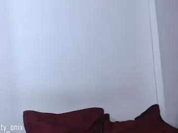 Stripchat Live Sex Cam of onixandghosty1