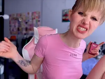 Stripchat Live Sex of Lunaacyy