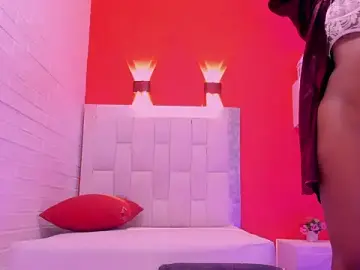 Stripchat Free Live Porn of malu_horny_69