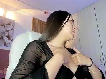 Stripchat Free Live Porn of mia_nevaeh