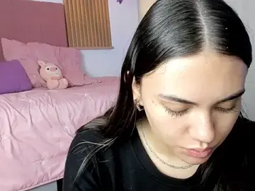 Stripchat Free Live Porn of mia_nevaeh