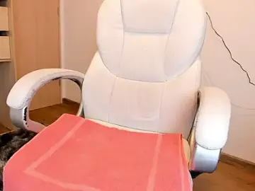 Stripchat Live Porn of mia_nevaeh