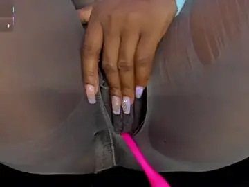 Stripchat Live Sex Cam of Angel_Avni