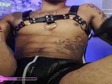 Stripchat Free Live Porn of Ryan_coopper