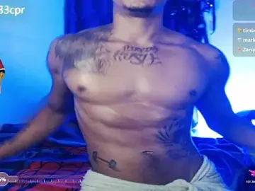 Stripchat Sex Cam of Ryan_coopper