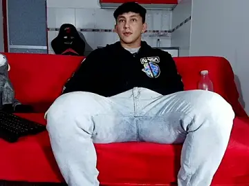 Stripchat Watch Live Sex Cams of jacques_cardiet