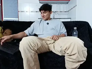 Stripchat Nude Webcam of jacques_cardiet