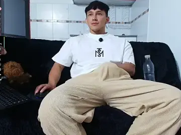 Stripchat Nude Webcam of jacques_cardiet