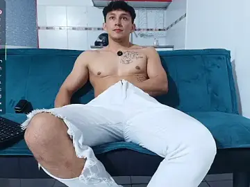 Stripchat Live Porn of jacques_cardiet