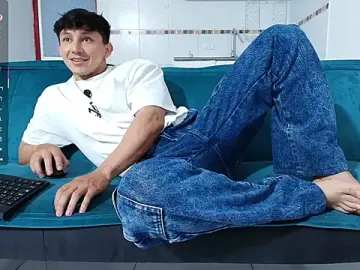 Stripchat Best Webcam of jacques_cardiet
