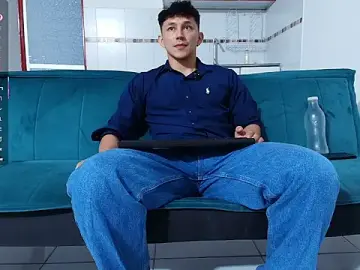 Stripchat Live Sex of jacques_cardiet