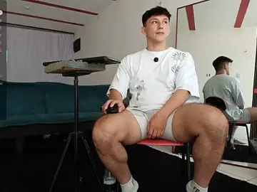 Stripchat Free Porn Cam of jacques_cardiet