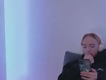 Stripchat Watch Live Sex Cams of maya_snow