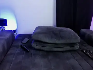 Stripchat Watch Live Sex Cams of Stormi_Canniggia