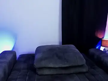 Stripchat Watch Live Sex Cams of Stormi_Canniggia