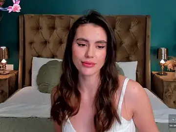 Stripchat Adult Webcams of CalyMoon