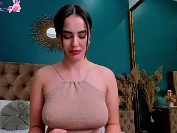 Stripchat Live Sex of CalyMoon