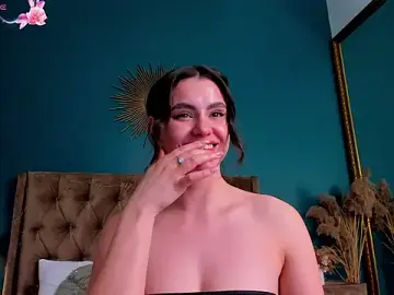 Stripchat Free Live Porn of CalyMoon