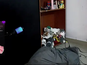 Stripchat Adult Webcam of Camila---torres