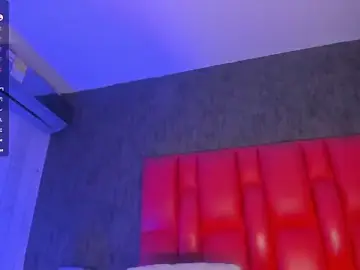 Stripchat Adult Webcam of DominicSccott