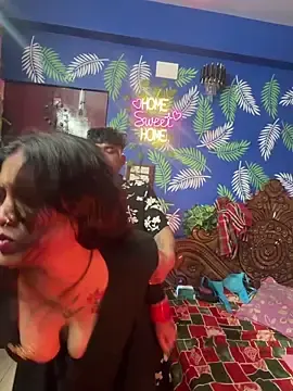 Stripchat Adult Webcam of V-Hot-Sweti