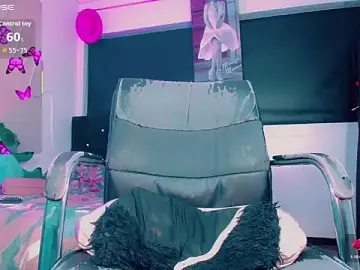 Stripchat Best live sex cam show of Kendall_hornyy