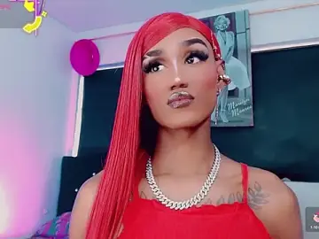 Stripchat Free Live Porn of Kendall_hornyy