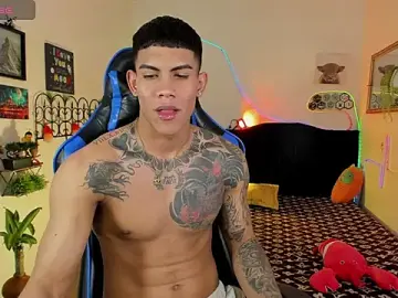 Stripchat Best Webcam of Damian_latinxxx