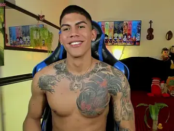 Stripchat Adult Webcam of Damian_latinxxx
